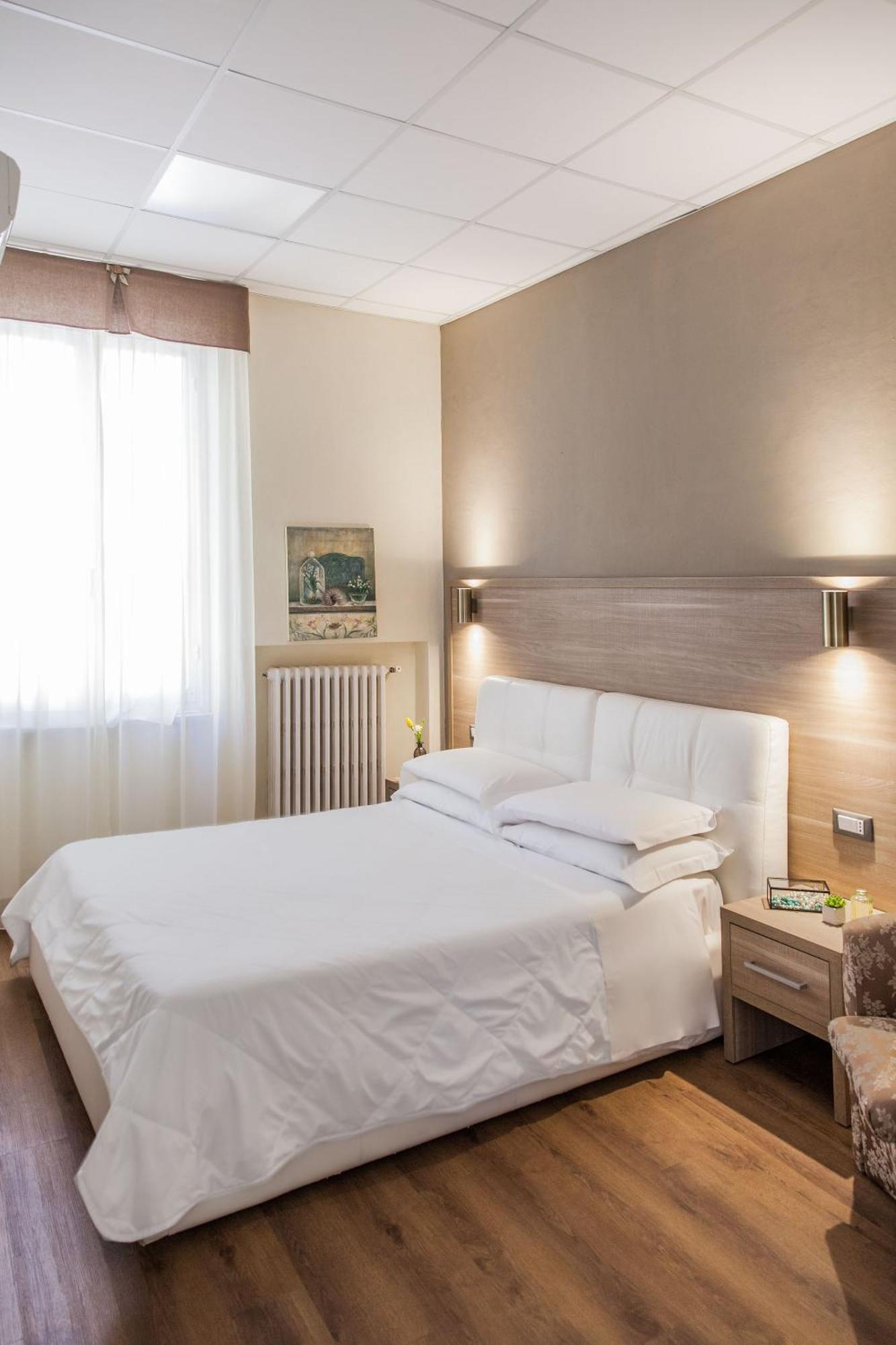 Hotel Tina Diano Marina Dış mekan fotoğraf