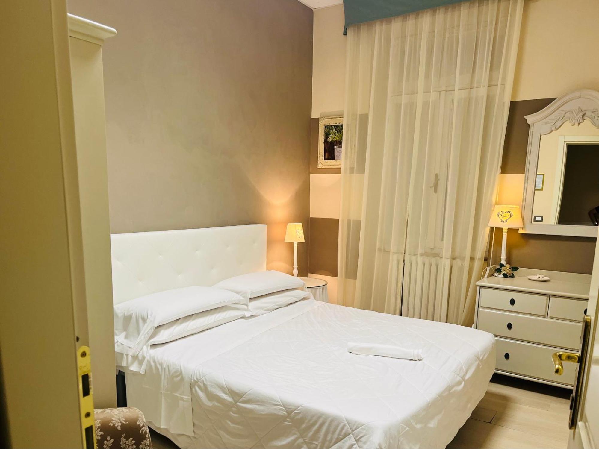 Hotel Tina Diano Marina Dış mekan fotoğraf