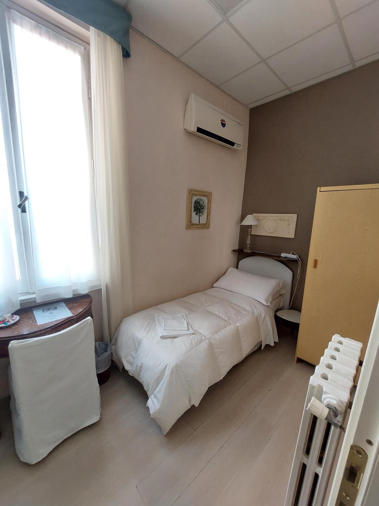 Hotel Tina Diano Marina Dış mekan fotoğraf